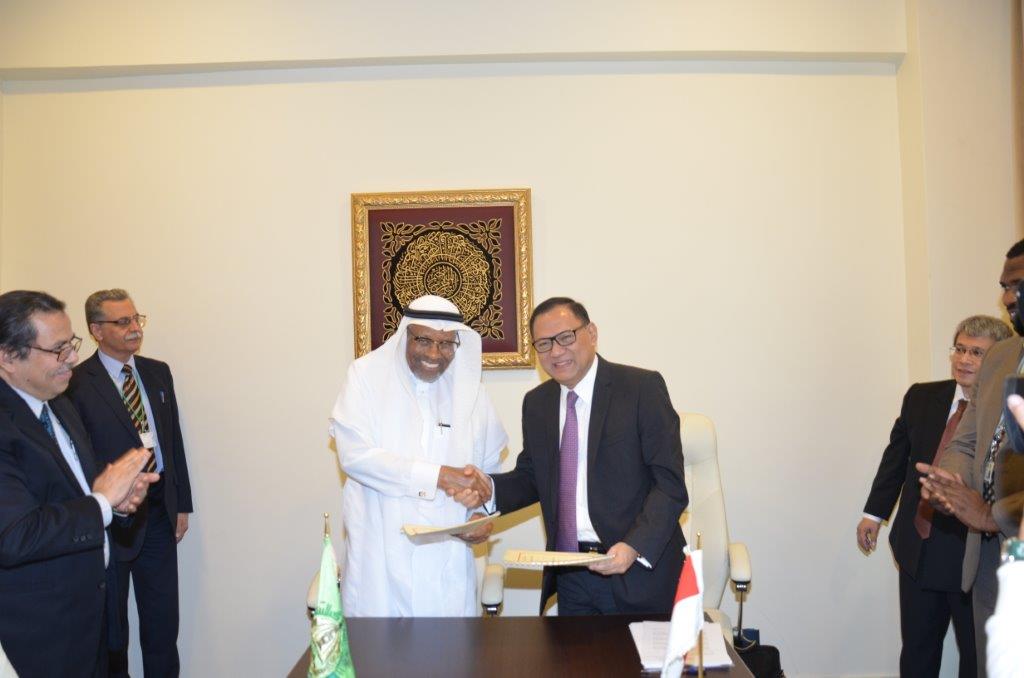 IDB Group and Bank Indonesia Sign MoU on Islamic Finance Strengthening in Jeddah