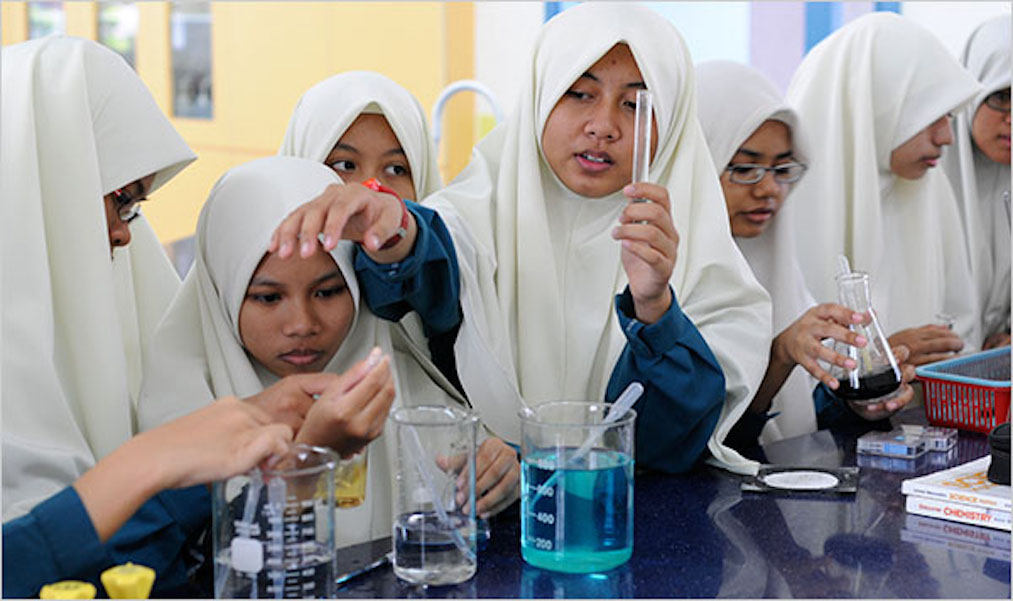 Financing the Education Leadership Program for Islamic Schools in Fiji: Linking and Learning between Islamic Schools in Fiji and Singapore