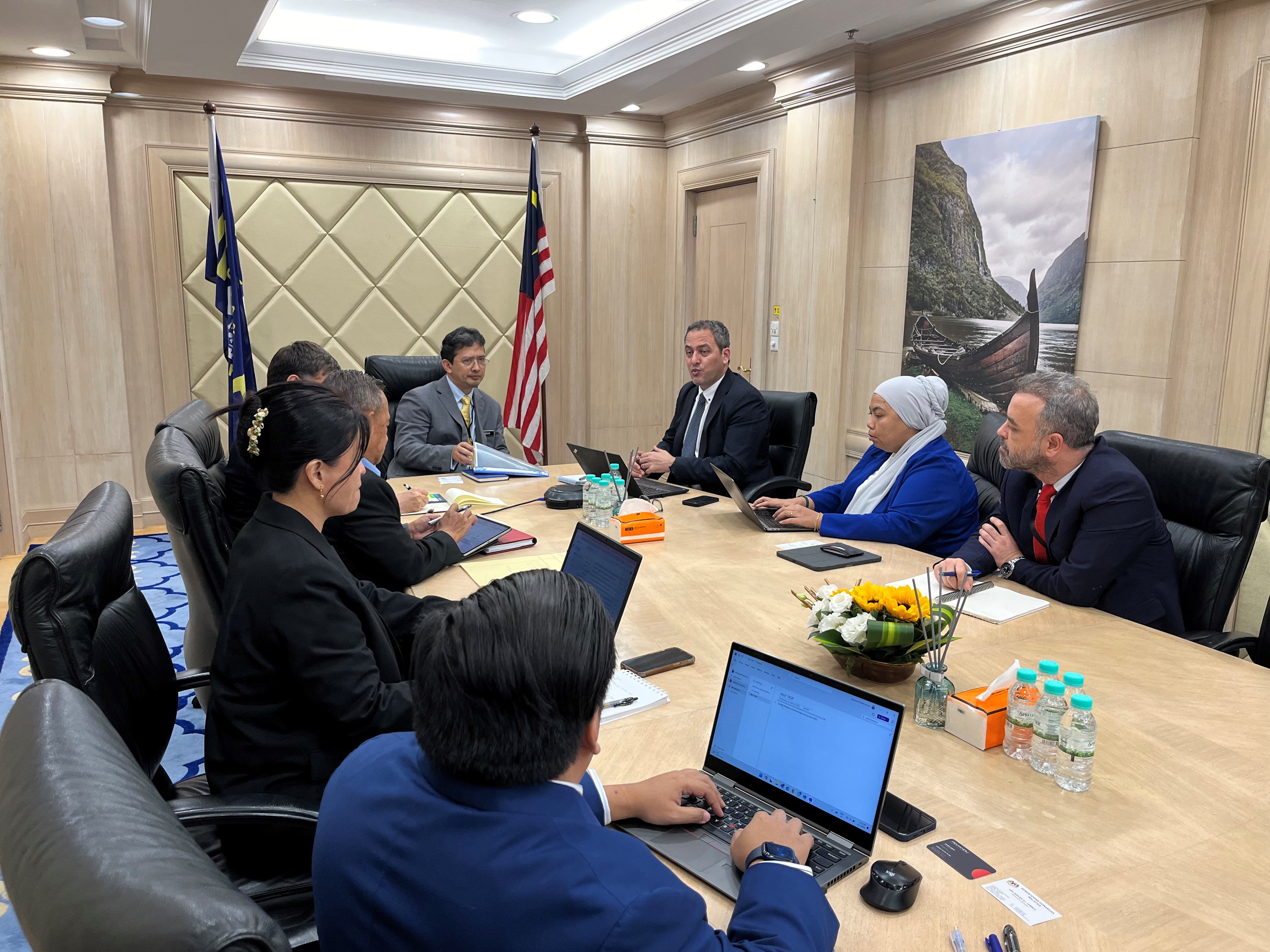 KLCoE Initiates 'Strategic Direction Realignment Exercise' with IsDB Alternate Governor of Malaysia