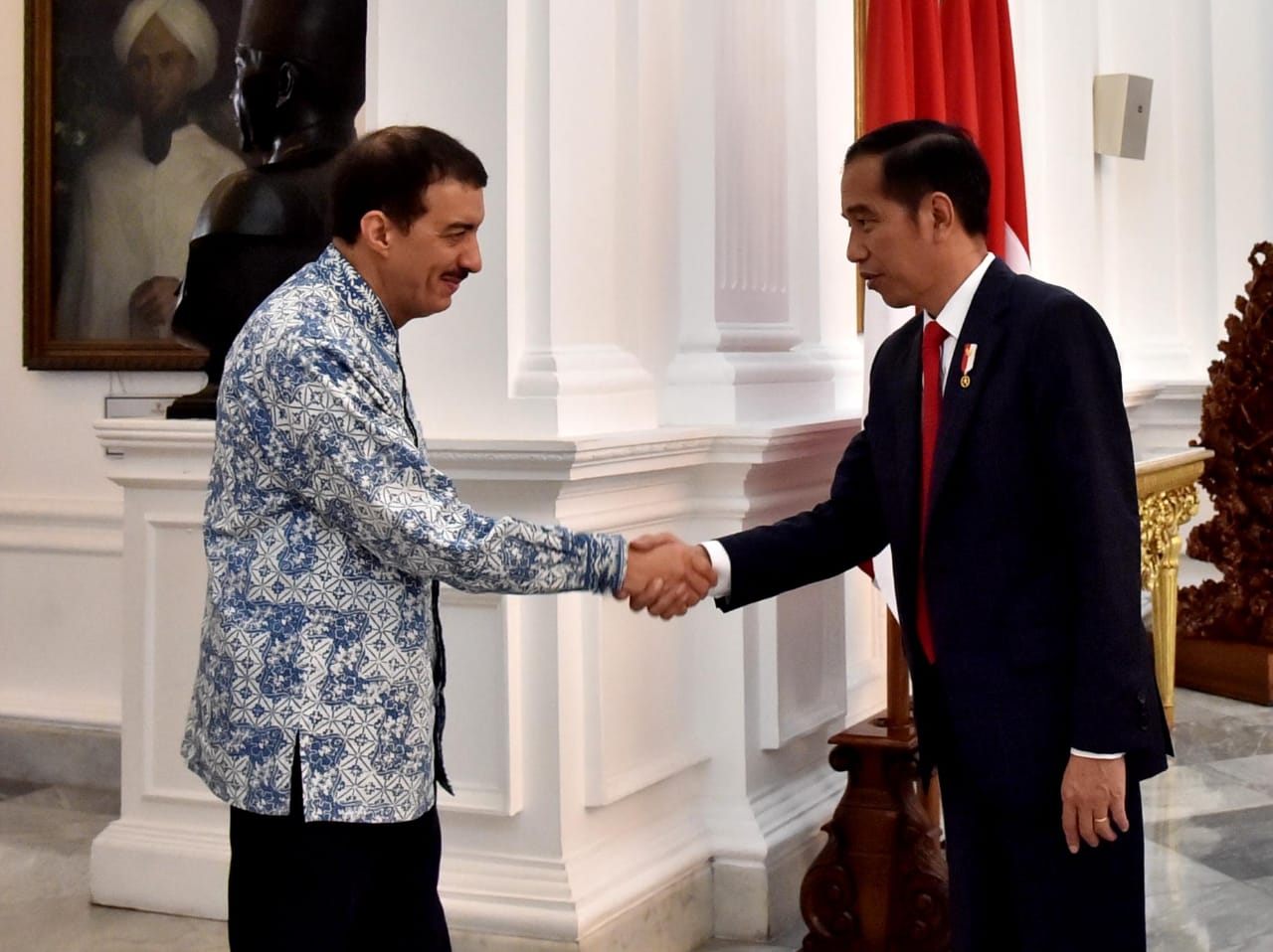 President of IsDB Shares Condolences with President of Indonesia and Pledges for the Establishment of an Economic Empowerment Fund